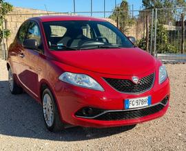 Lancia Ypsilon 1.2 69 CV 5 porte Platinum