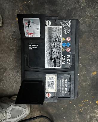 Batteria Varta AGM 58Ah 640A Originale Audi/VW
