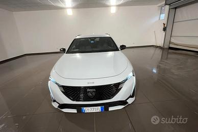 Peugeot 308 Hybrid 136 e-DCS6 SW GT