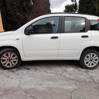 🚗 FIAT PANDA 0.9 TwinAir METANO – 2014 –