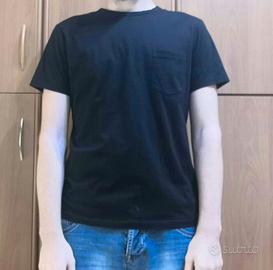 T-Shirt con taschino