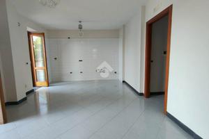 2 LOCALI A SANT'ANASTASIA