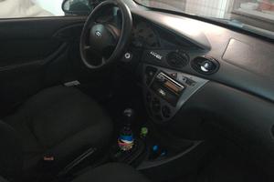 FORD FOCUS 2005