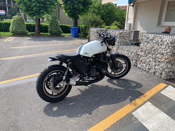 Suzuki gs110x cafe race