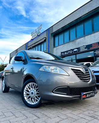 Lancia Ypsilon 1.2 69 CV 5 porte S&S Platinum - OK