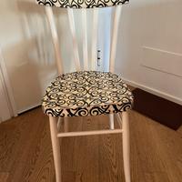 Sedia thonet decoupata