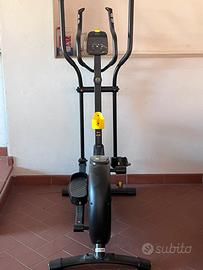 DOMYOS Ellittica EL 540 autoalimentata e connessa