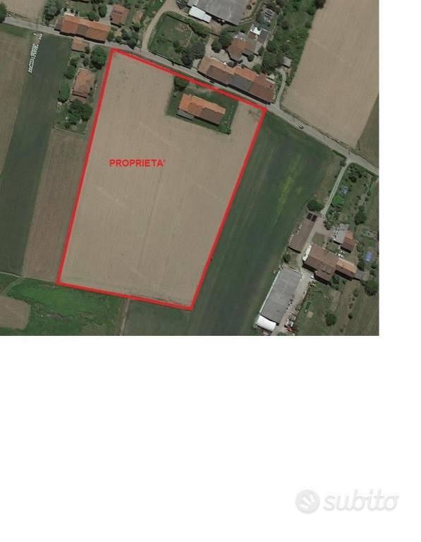 Rustico / Casale di 751 m² con più di 5 locali a O - Vista 4