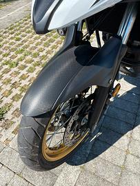 Suzuki v strom650