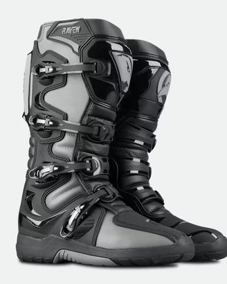 STIVALI RAVEN COMMANDER N° 43 NUOVI MAI USATI