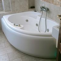 Vasca da bagno idromassaggio