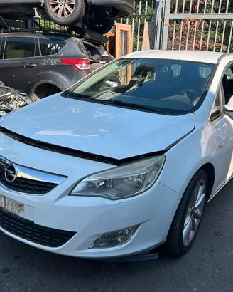 RICAMBI OPEL ASTRA J 2010 1700cc DIESEL A17DTR