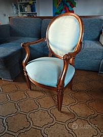 Poltrona classica stile Luigi Filippo in legno