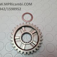 INGRANAGGIO  SUZUKI GSXR 750 2004 2005 GSXR750