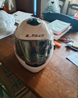 casco ls2