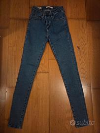 Pantalone Levi's 721 highrise skinny 