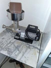 Macina pomodori elettrica marca tre spade