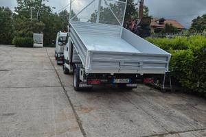Iveco Daily con ribaltabile