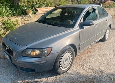 Volvo S40