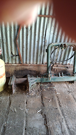 Attrezzo estirpo vigneto