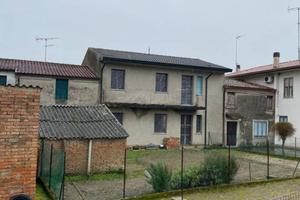 Casa schiera al grezzo