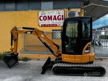 MINIESCAVATORE CATERPILLAR 303CCR GIROSAGOMA