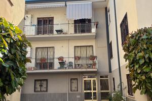 Ampio appartamento al centro di frattamaggiore