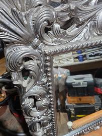 cornice con specchio
