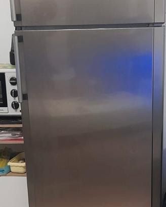 FRIGORIFERO  HOTPOINT