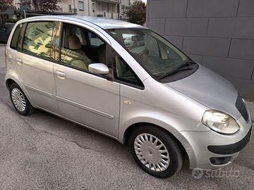 Lancia Musa neopatentati pochi km modello 2008!