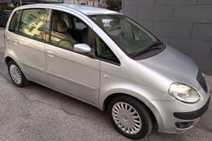 Lancia Musa neopatentati pochi km modello 2008!