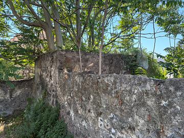 Terreno 4000 mq a Boscotrecase con rudere