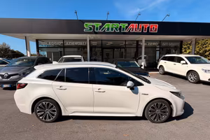 Toyota Corolla 1.8 Hybrid Business