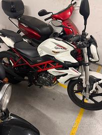 Benelli bn125 intera o ricambi motore funzionante