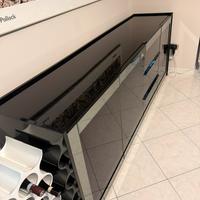 Madia nera con bordi specchiati