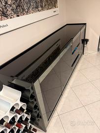 Madia nera con bordi specchiati