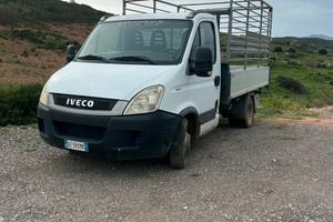 Iveco daily C35 11 ribaltabile trilaterale