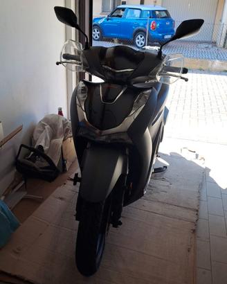 Scooter Honda SH 150 del 2022