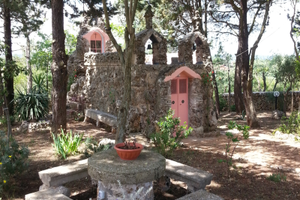 Casa in campagna con pineta