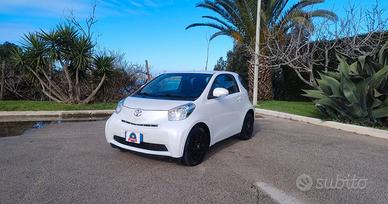 Toyota iQ 1.0 CVT Trend