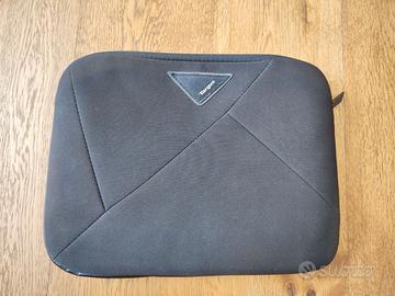 Custodia imbottita Targus per tablet e kindle