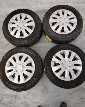 4 GOMME  MICHELIN 195/65 ALPIN 6  R15   al 90%