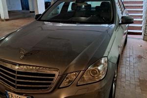 MERCEDES Classe E C 220 CDI Avantgarde - 2011