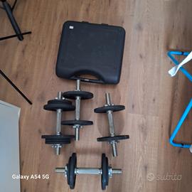 Kit manubri e bilanciere palestra 20kg

corenght