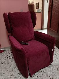 Poltrona relax elettrica motorizzata per anziani