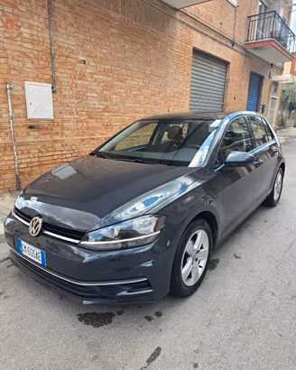 Golf 7.5 1.6tdi 90cv 2018 SI NEOPATENTATI