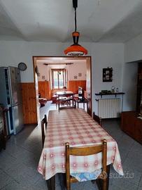 Casa indipendente località La Storaia Montepiano
