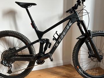 Trek Slash 9.8 GX AXS 2024 Gen5