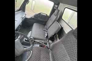 Isuzu furgone patente c