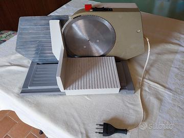 affettatrice elettrica